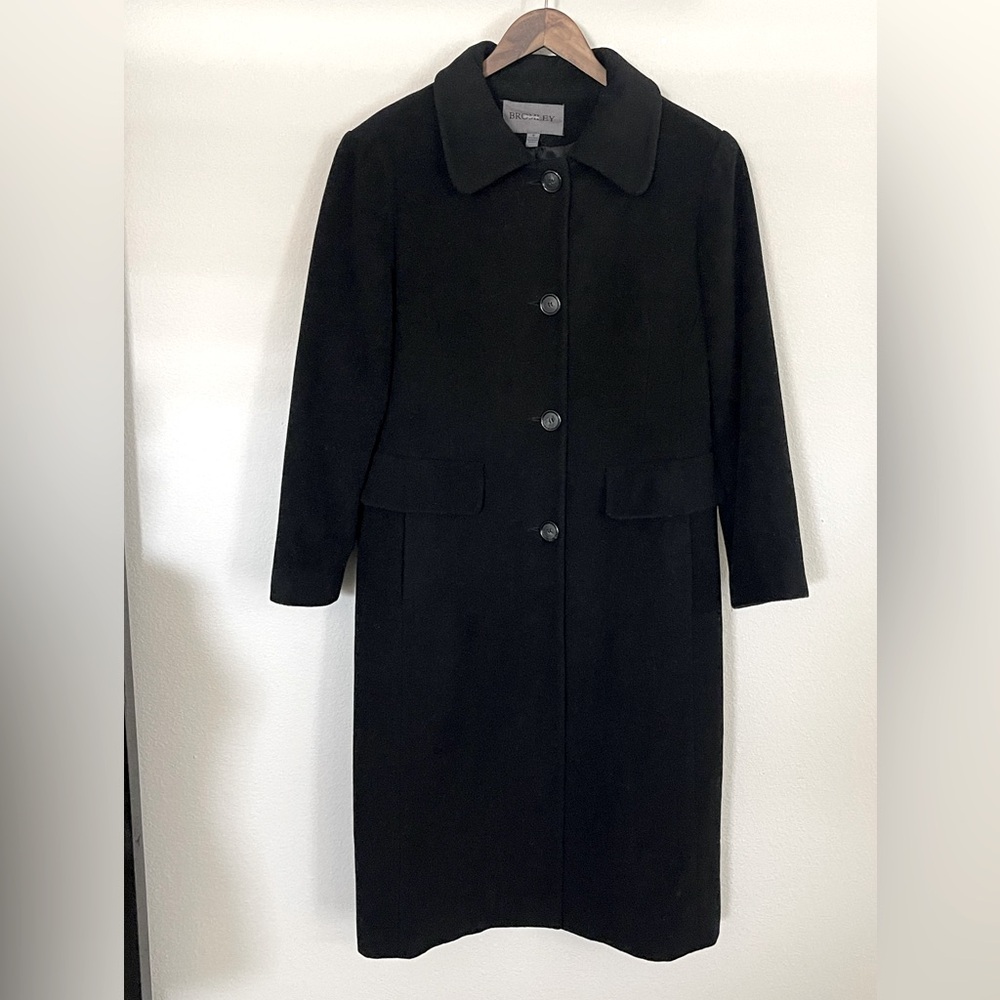 Vintage Bromley Collection Black Wool Coat. Sz 16